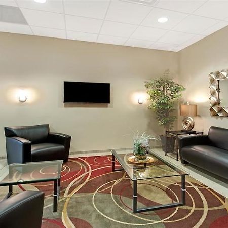 New World Inn & Conference Center Columbus Bagian luar foto