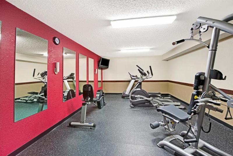 New World Inn & Conference Center Columbus Bagian luar foto
