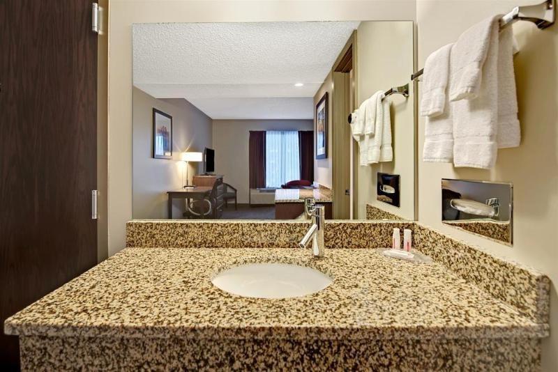 New World Inn & Conference Center Columbus Bagian luar foto